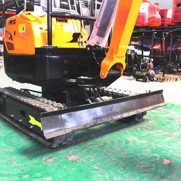 SGS Hydraulic Compact Excavator Convenient 1.2 Ton Mini Excavator For Pouring