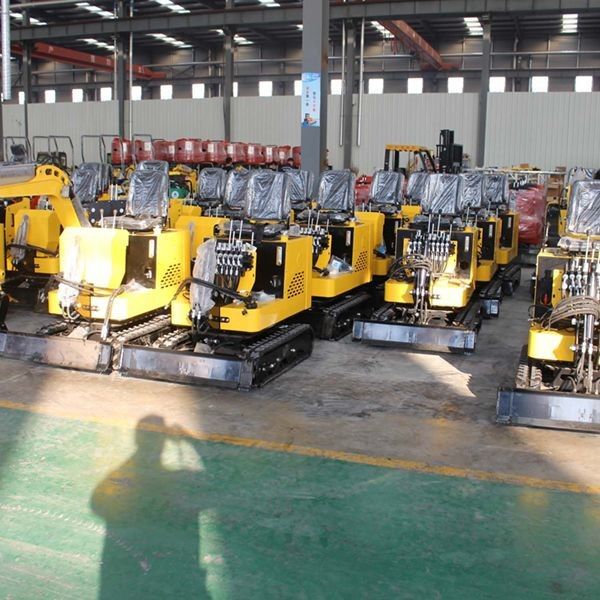 Hydraulic Engine Micro Mini Excavator KOOP Diesel Engine 1.2 T Mini Digger