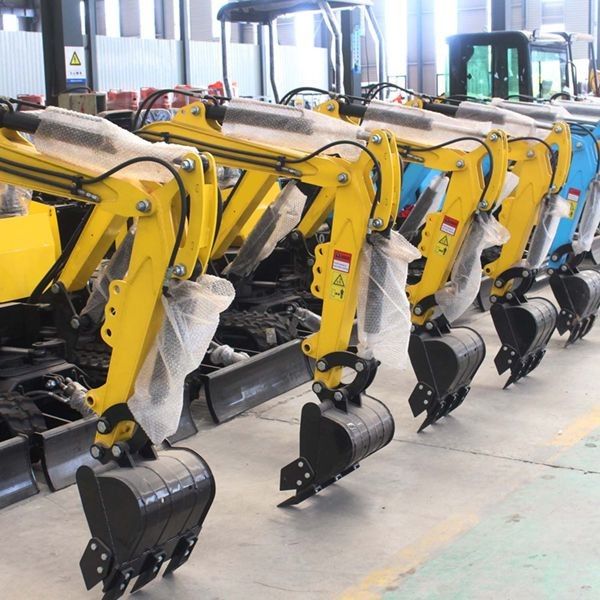 Internal Combustion Drive 1.7 Ton Mini Excavator CE 12 Mini Excavator