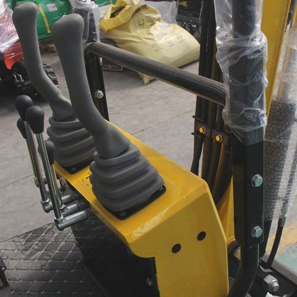 Euro V Engine Smallest Mini  1.7 T Excavator EPA 990mm Upper Width