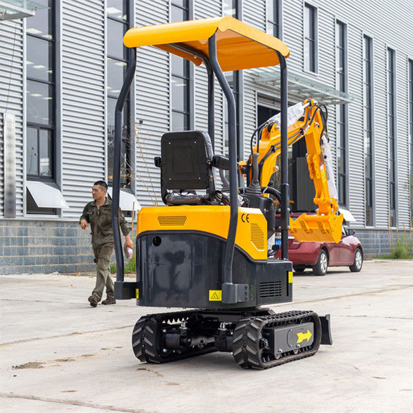 Ramming 1.8 T Excavator Grab Towable Mini Backhoe Loader 2580mm Digging Height