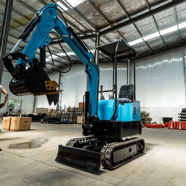 Euro 5 2.6 Tonne Excavator ODMmini Excavator For Farm Use
