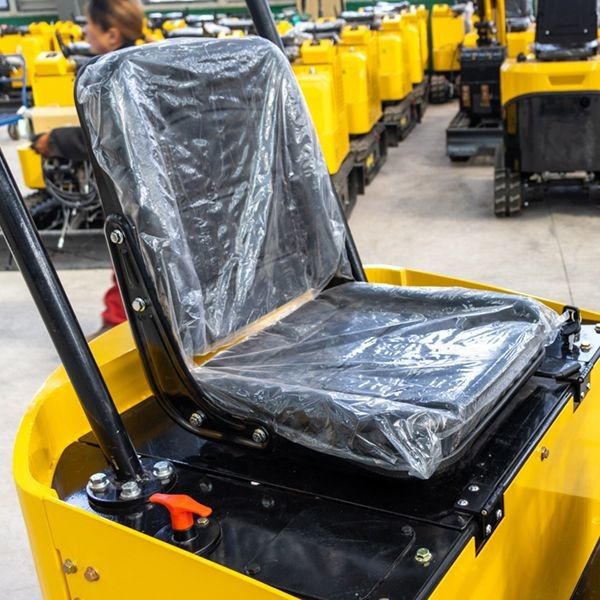 EPA Narrow Bucket Compact Mini Excavator Electric Drive CE 12 Mini Excavator