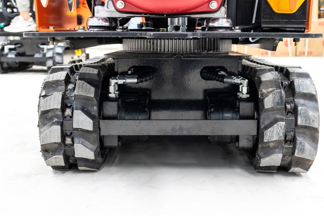 Two Leg Proof 0.8 Ton Small Equipment Mini Excavator With Euro 5 Certification