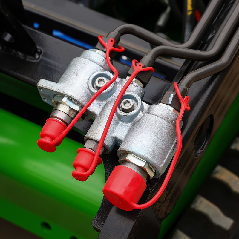 FY55J Green EPA Euro V Standard Skid Steer Loader With 3 Cylinder 3 Valves Or 4 Valves